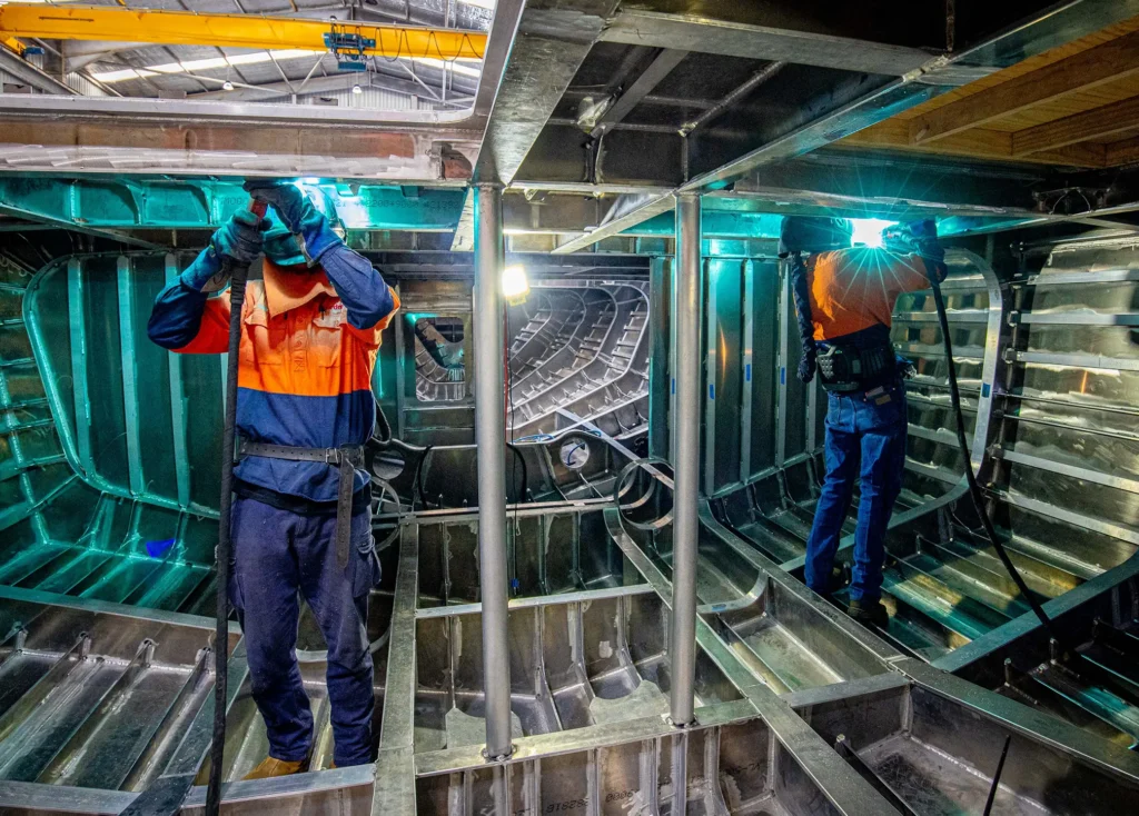 Birdon working in Port Macquarie Shipyard